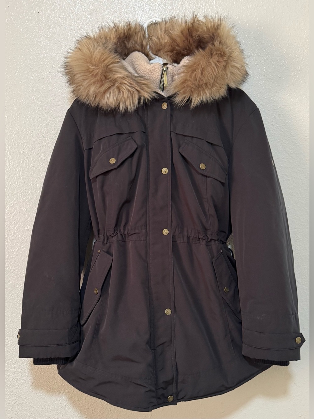 W Sz. XL Koolaburra by UGG Black Faux Fur Hooded Sherpa-Lined Snap/Zip Parka